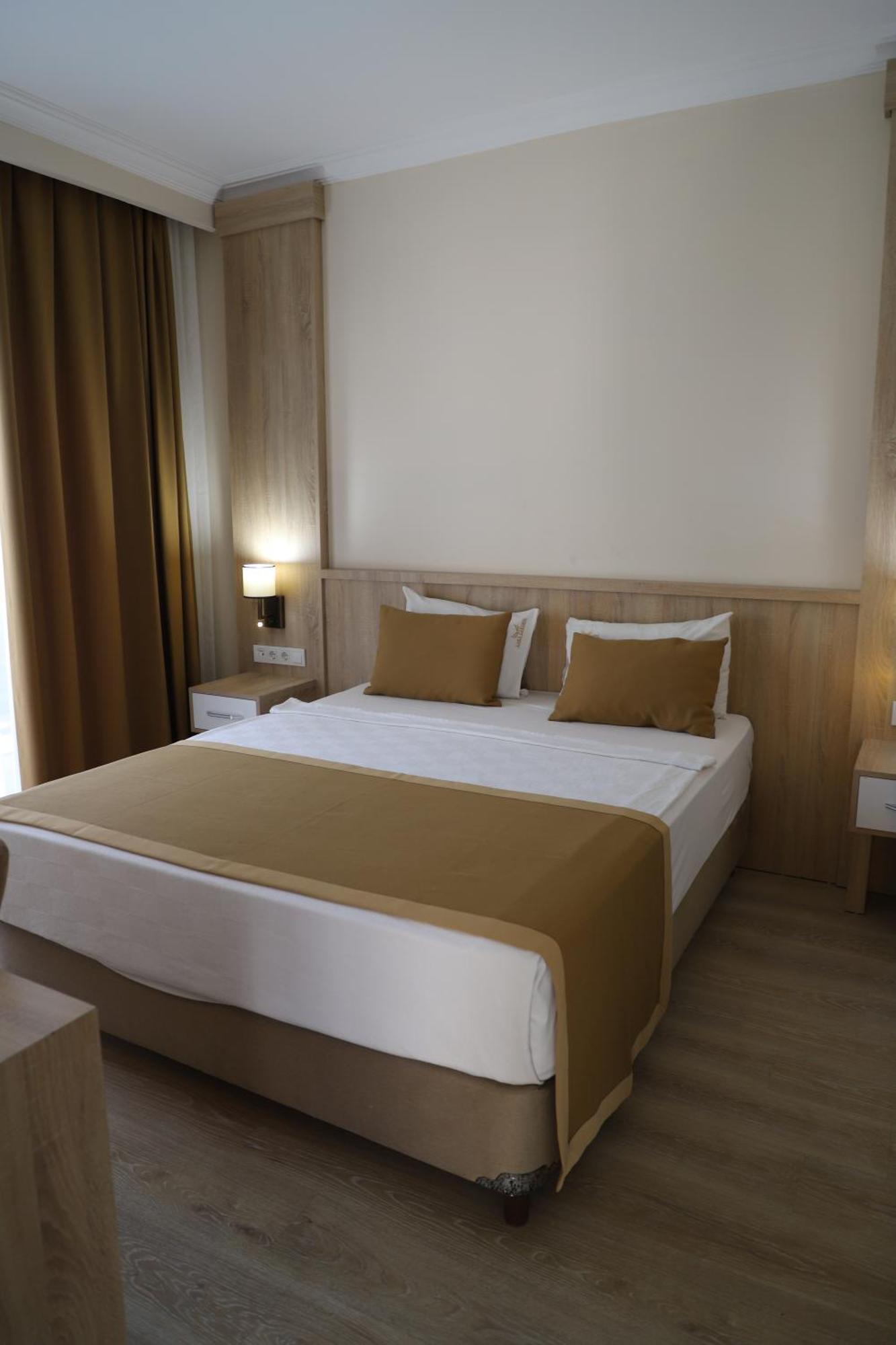 Lara Garden Hotel Antalya Exteriör bild