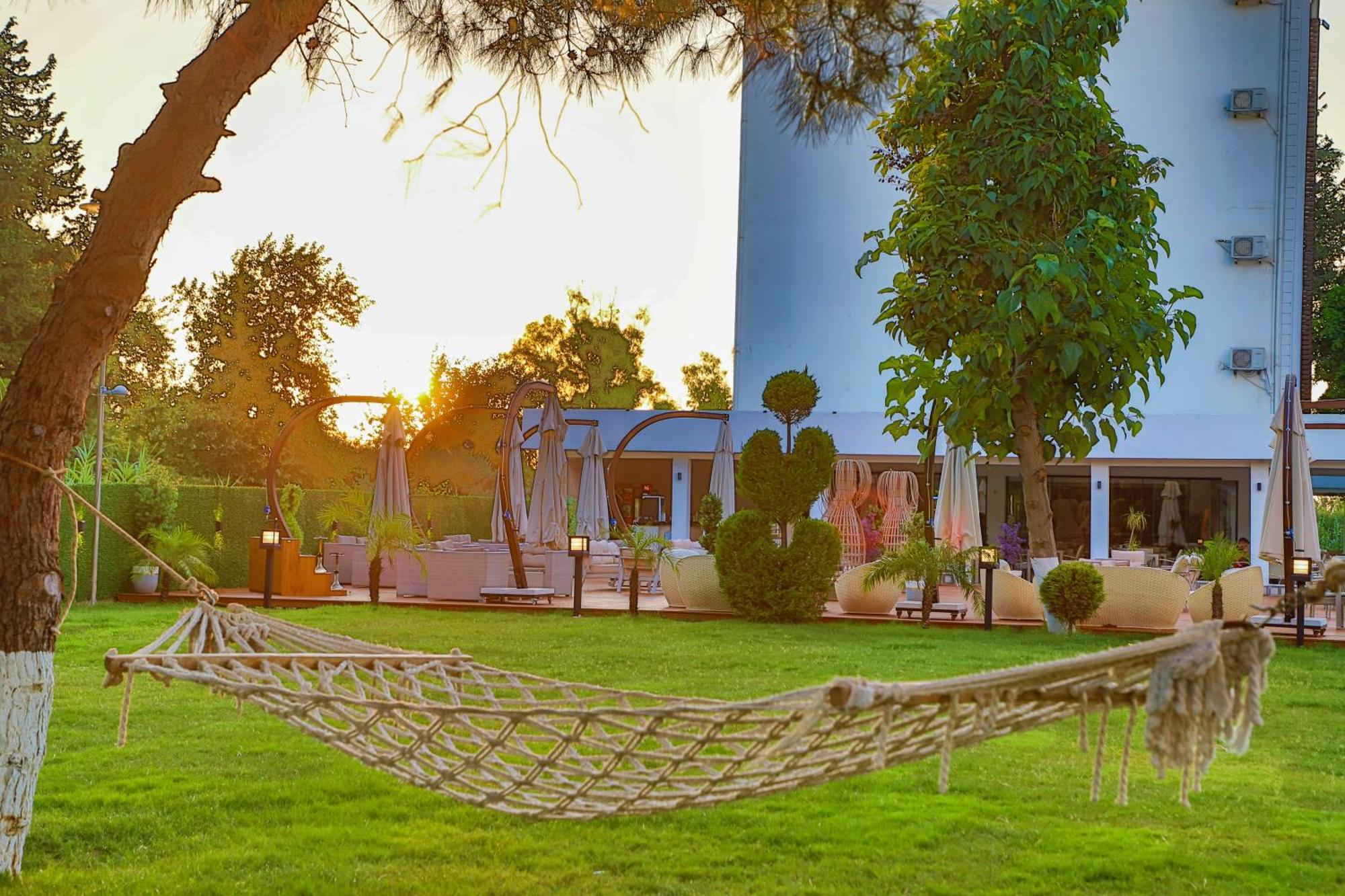 Lara Garden Hotel Antalya Exteriör bild